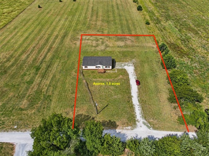 1085 County Road 4935, Trenton TX 75490 - Photo 3