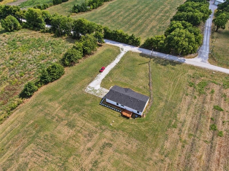1085 County Road 4935, Trenton TX 75490 - Photo 28