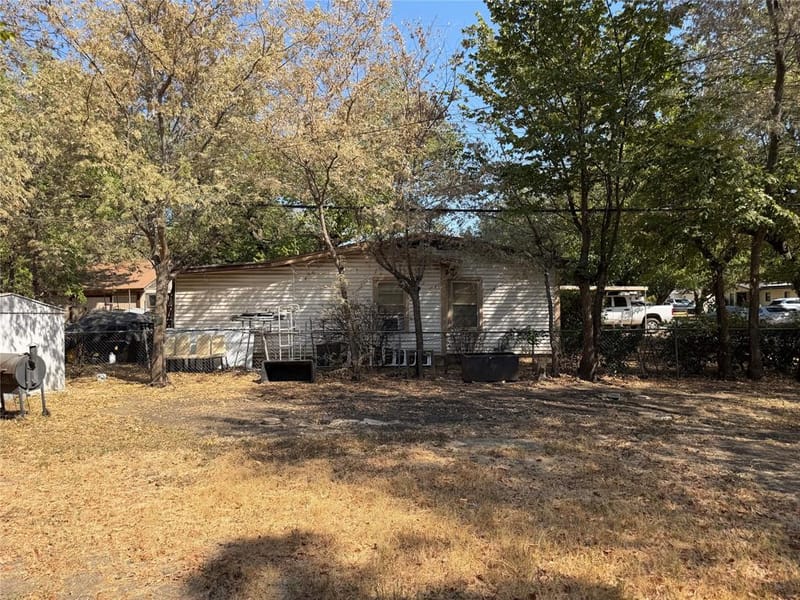 4209 Monna Street, Haltom City TX 76117 - Photo 27
