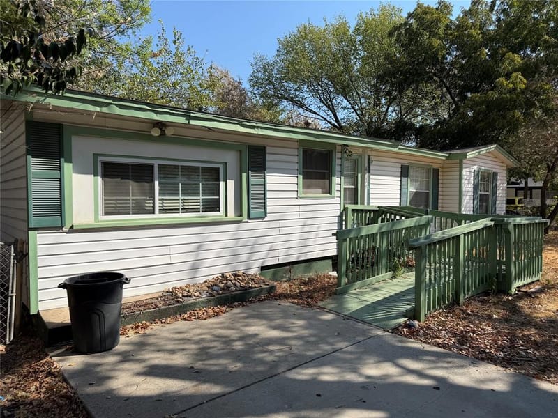 4209 Monna Street, Haltom City TX 76117 - Photo 2