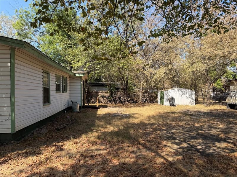 4209 Monna Street, Haltom City TX 76117 - Photo 24