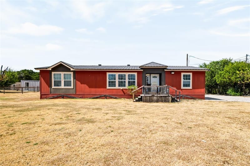 170 Western Lake Drive, Weatherford TX 76087