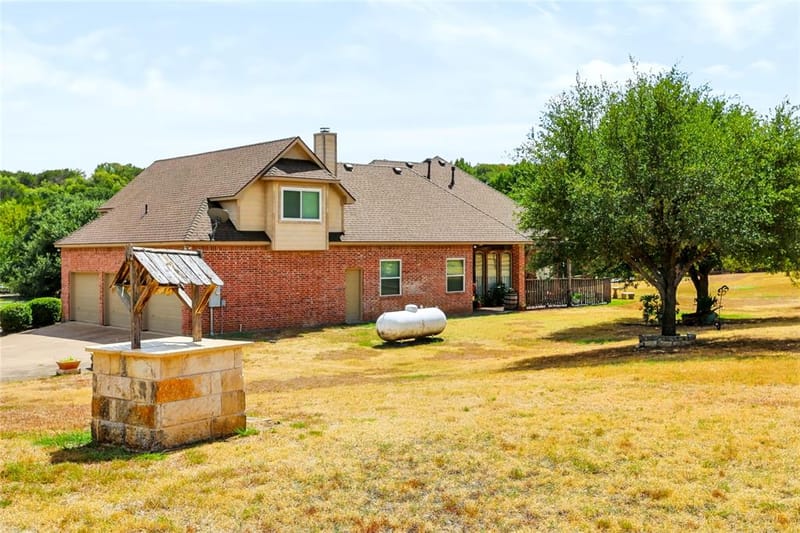 170 Park Place Circle, Cresson TX 76035 - Photo 7