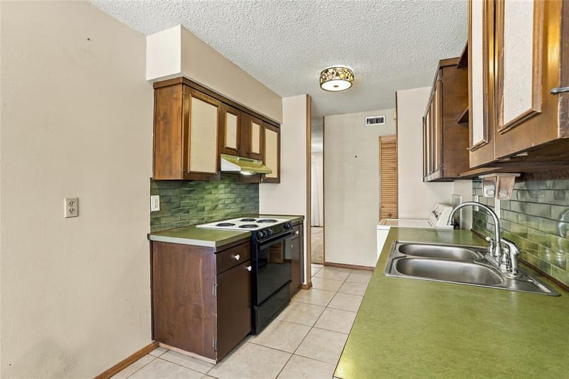 5434 Laredo Lane, Garland TX 75043 - Photo 13