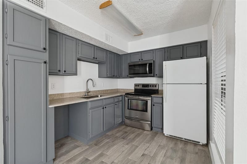 9807 Walnut Street # D105, Dallas TX 75243 - Photo 8