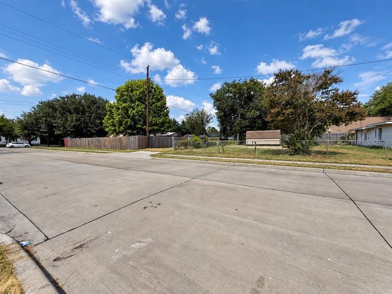 2921 Charles Drive, Garland TX 75041 - Photo 40