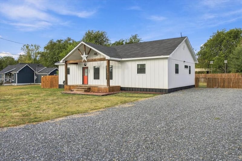 505 N White Oak, Dodd City TX 75438 - Photo 2