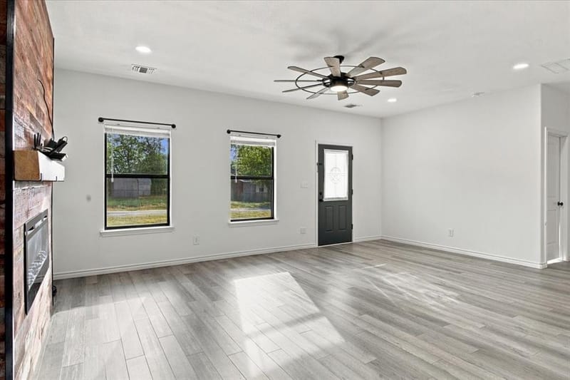 505 N White Oak, Dodd City TX 75438 - Photo 6