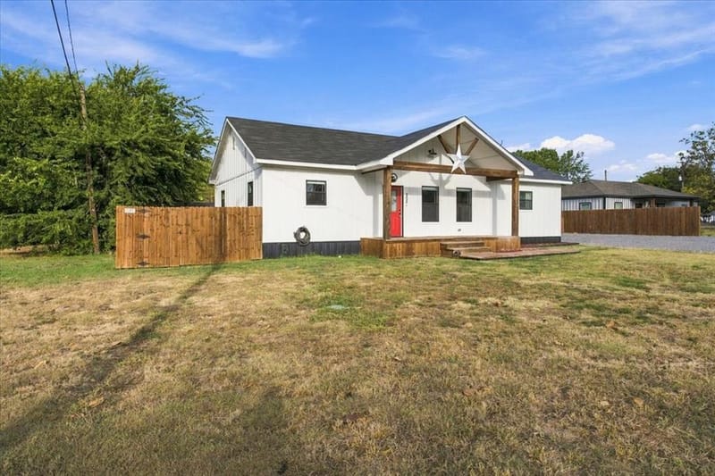 505 N White Oak, Dodd City TX 75438 - Photo 3