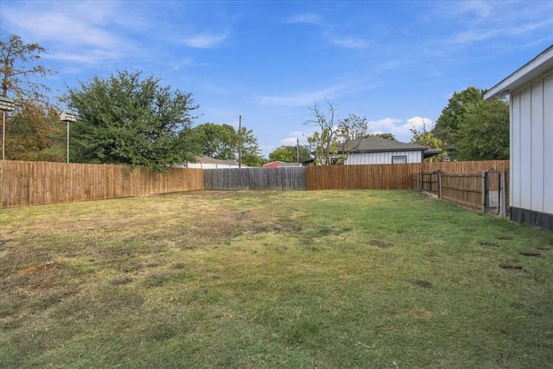 505 N White Oak, Dodd City TX 75438 - Photo 31