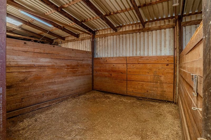 611 Billings Road, Tolar TX 76476 - Photo 23