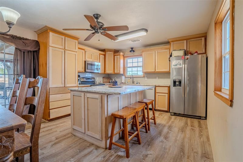 611 Billings Road, Tolar TX 76476 - Photo 11