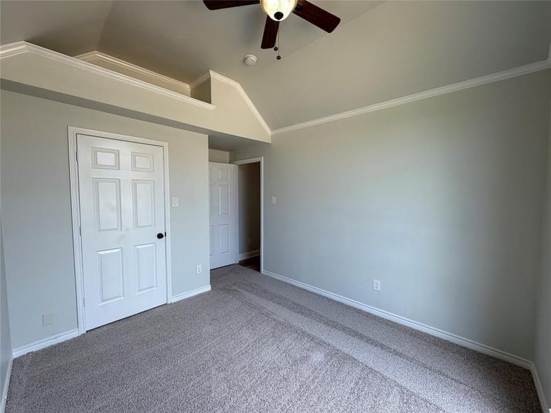 8703 Stonecrest Drive, Irving TX 75063 - Photo 17