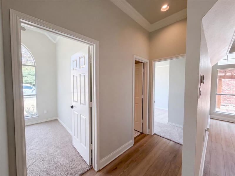 8703 Stonecrest Drive, Irving TX 75063 - Photo 16