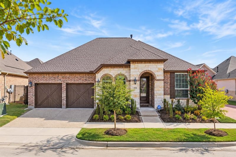 4709 Kings Garden Parkway, Arlington TX 76005