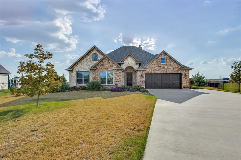 1605 Covered Bridge Ct, Gunter TX 75058 - Photo 3