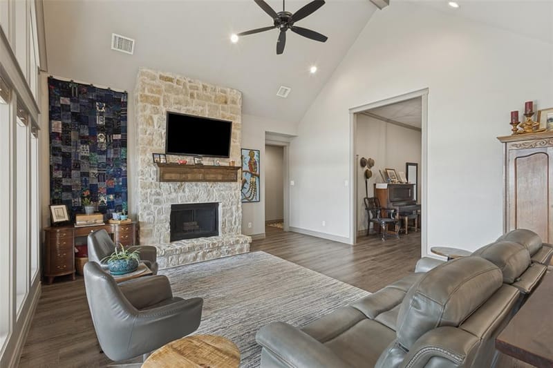 1605 Covered Bridge Ct, Gunter TX 75058 - Photo 8