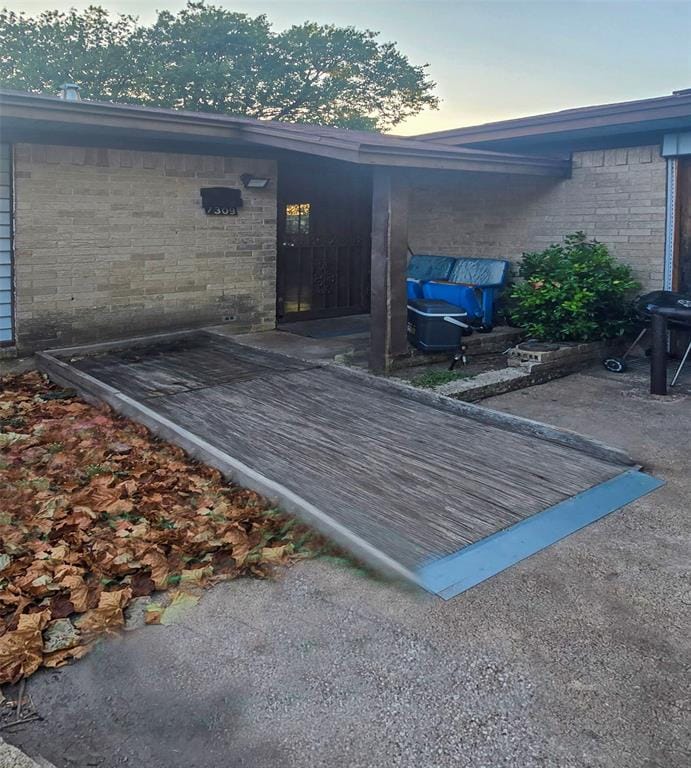 7309 Broken Tree Trail, Dallas TX 75232 - Photo 5