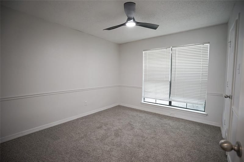 3007 Pacifica Street, Carrollton TX 75007 - Photo 12