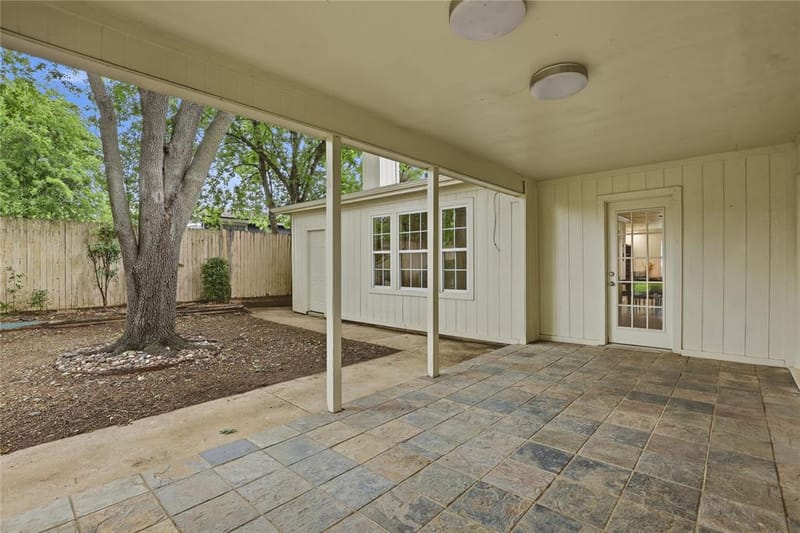 1314 E Lovers Lane, Arlington TX 76010 - Photo 36