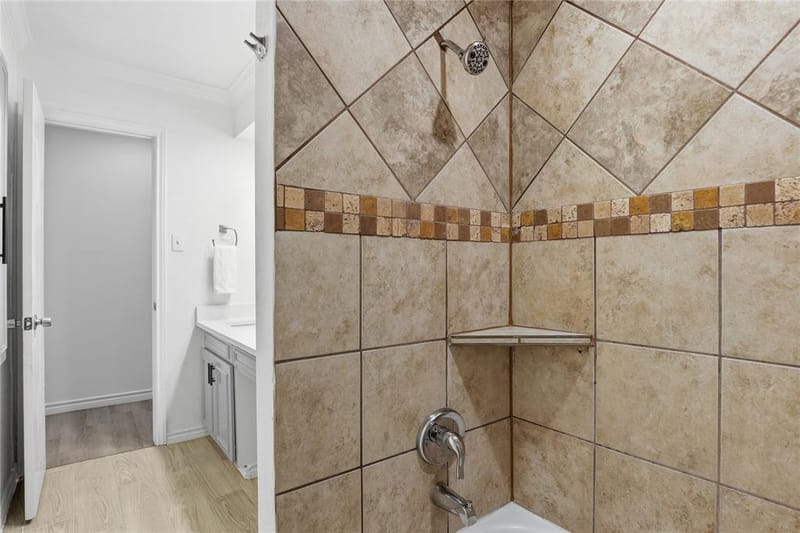 1314 E Lovers Lane, Arlington TX 76010 - Photo 30