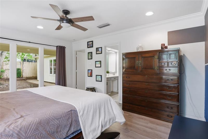 1314 E Lovers Lane, Arlington TX 76010 - Photo 25