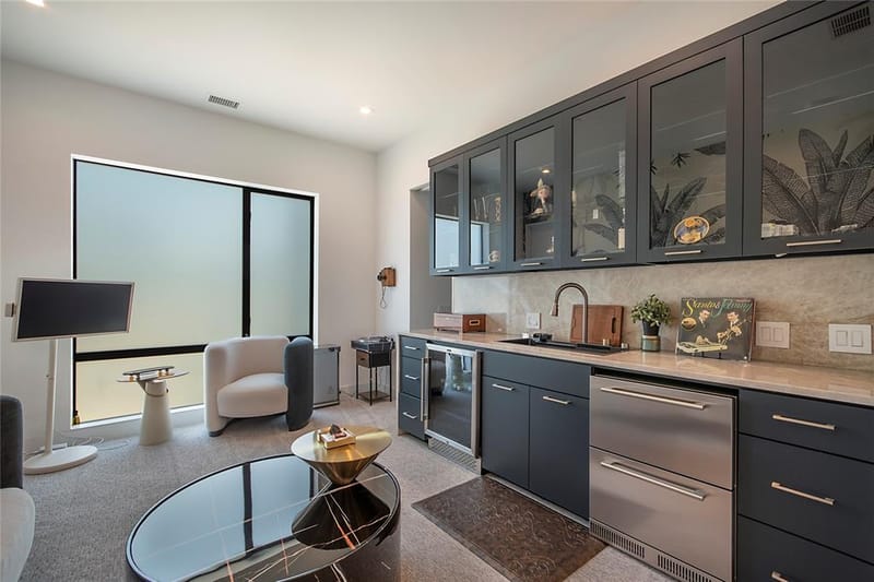 60 Vanguard Way, Dallas TX 75243 - Photo 29