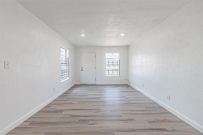 5406 Houghton Avenue, Fort Worth TX 76107 - Photo 2