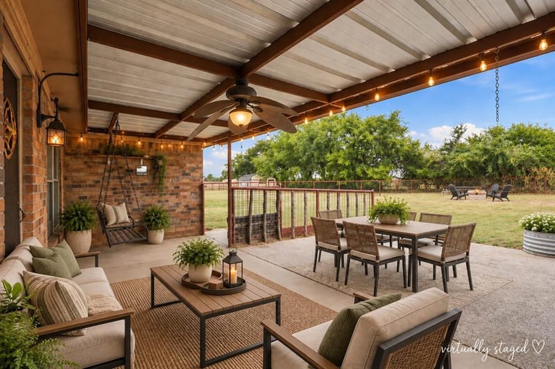 108 Chisolm Trail Court, Springtown TX 76082 - Photo 2