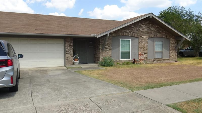 2107 Bordeaux Drive, Carrollton TX 75007 - Photo 17