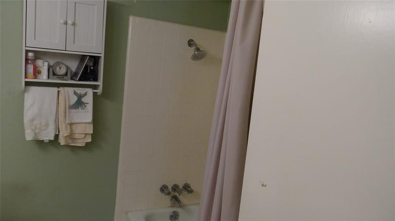 2107 Bordeaux Drive, Carrollton TX 75007 - Photo 12