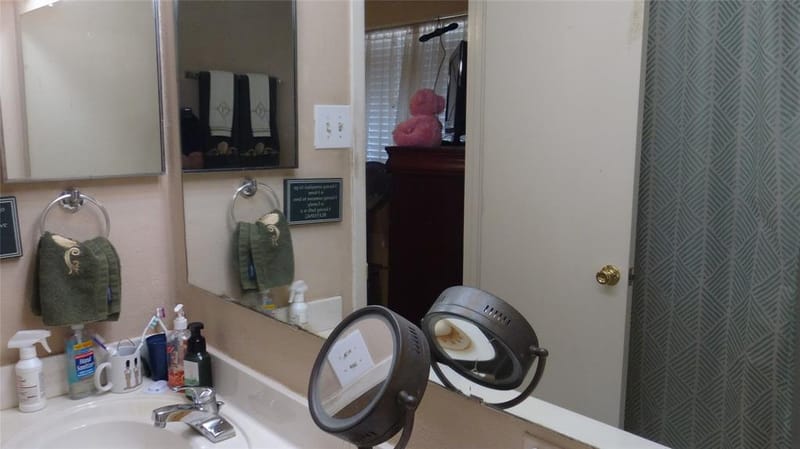 2107 Bordeaux Drive, Carrollton TX 75007 - Photo 7