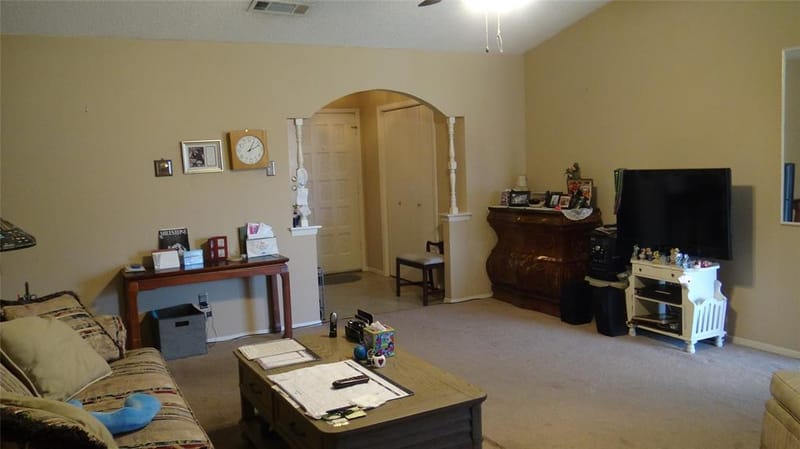 2107 Bordeaux Drive, Carrollton TX 75007 - Photo 3