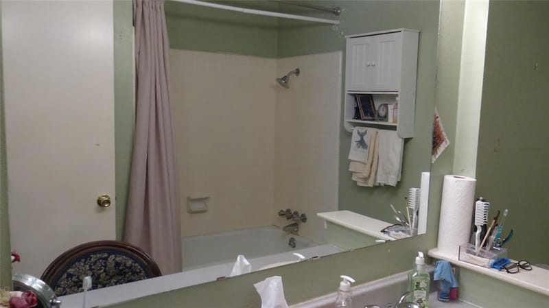 2107 Bordeaux Drive, Carrollton TX 75007 - Photo 11
