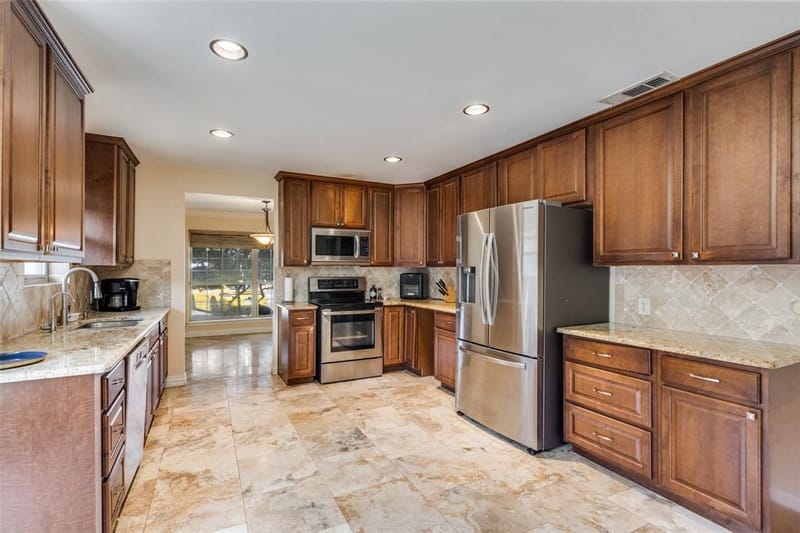 1008 Morningstar Trail, Richardson TX 75081 - Photo 10