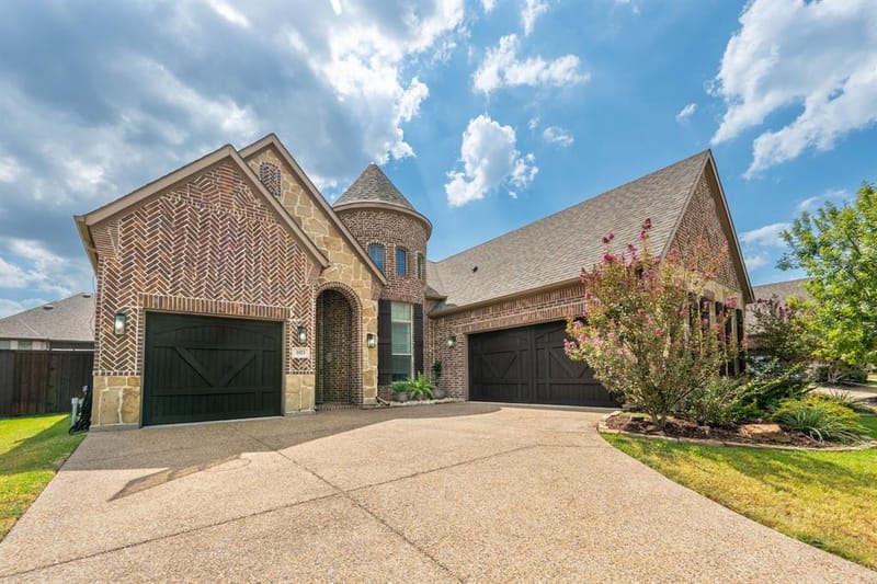 1013 Calm Crest Drive, Rockwall TX 75087 - Photo 2