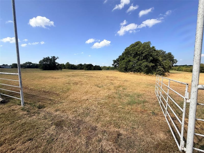 177 County Road 3341 N, Sulphur Springs TX 75482 - Photo 7