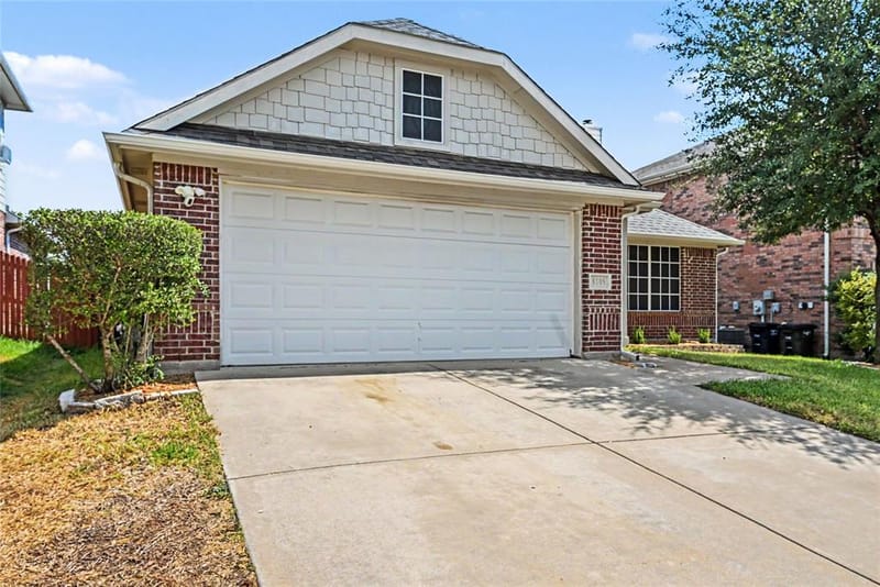 8108 Ruse Springs Lane, Fort Worth TX 76131 - Photo 4