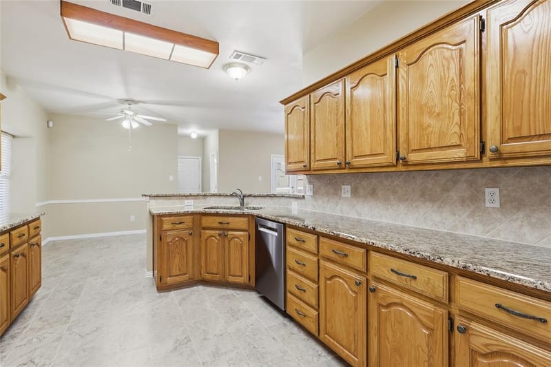 1021 Dartmouth Drive, Lewisville TX 75067 - Photo 13