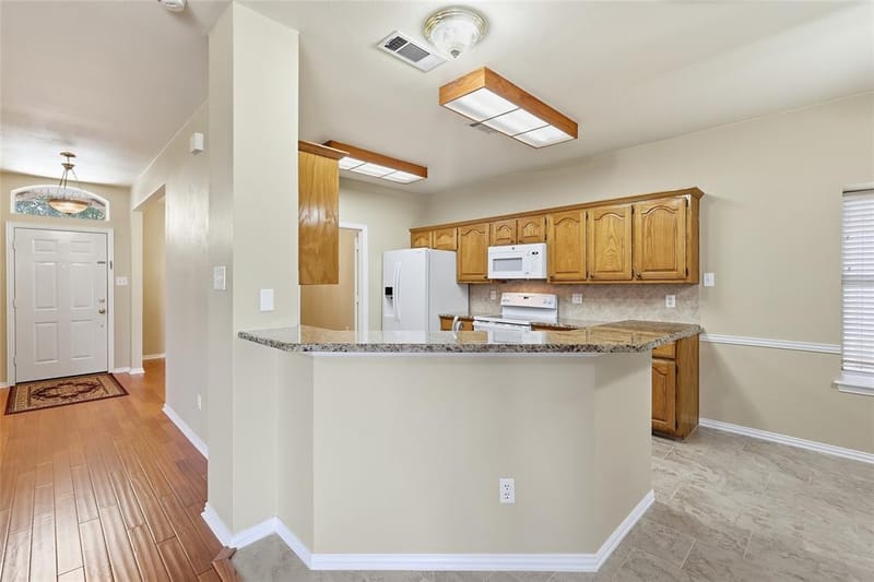 1021 Dartmouth Drive, Lewisville TX 75067 - Photo 12