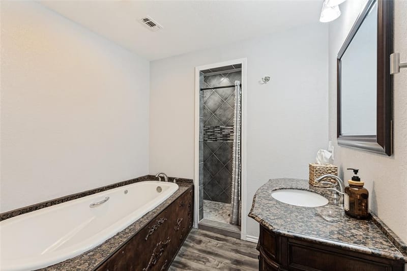 220 Ash Creek Drive W, Sanctuary TX 76020 - Photo 21