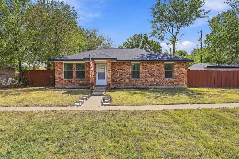 900 N Grand Avenue, Waxahachie TX 75165 - Photo 27