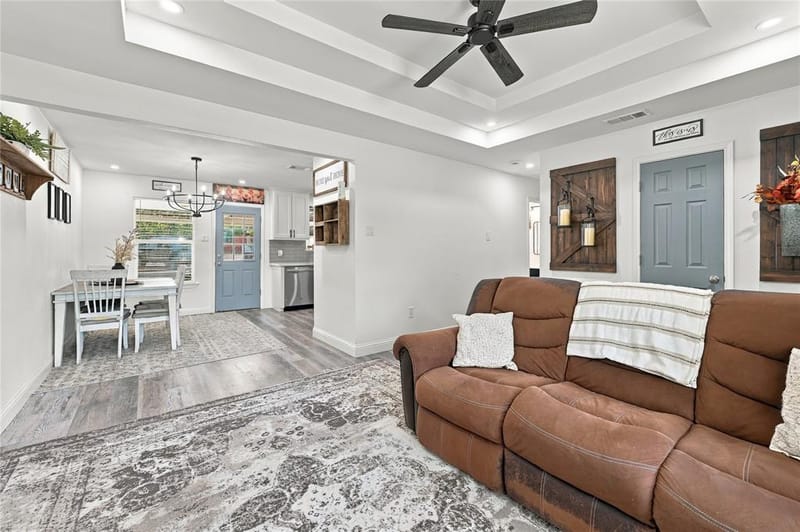 900 N Grand Avenue, Waxahachie TX 75165 - Photo 7
