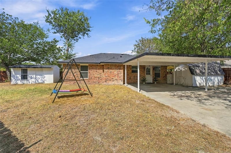 900 N Grand Avenue, Waxahachie TX 75165 - Photo 24
