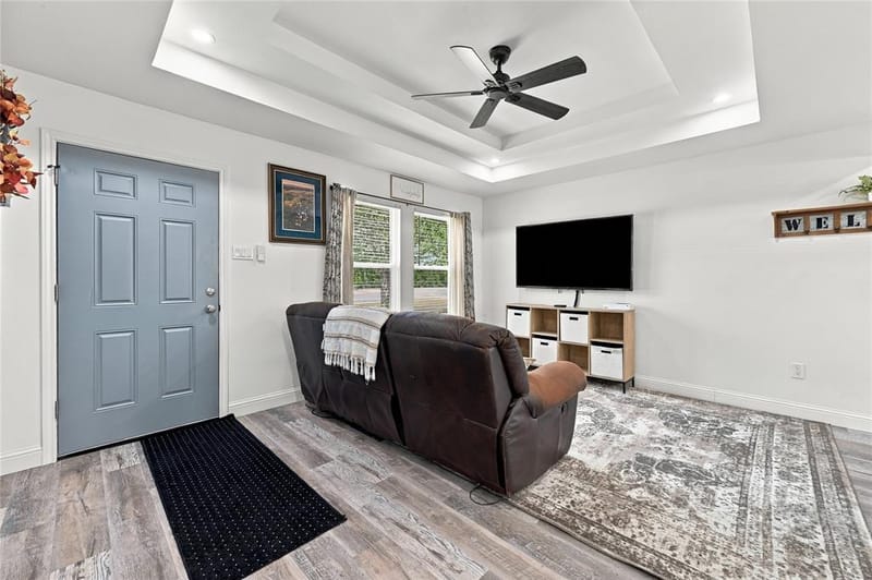 900 N Grand Avenue, Waxahachie TX 75165 - Photo 4