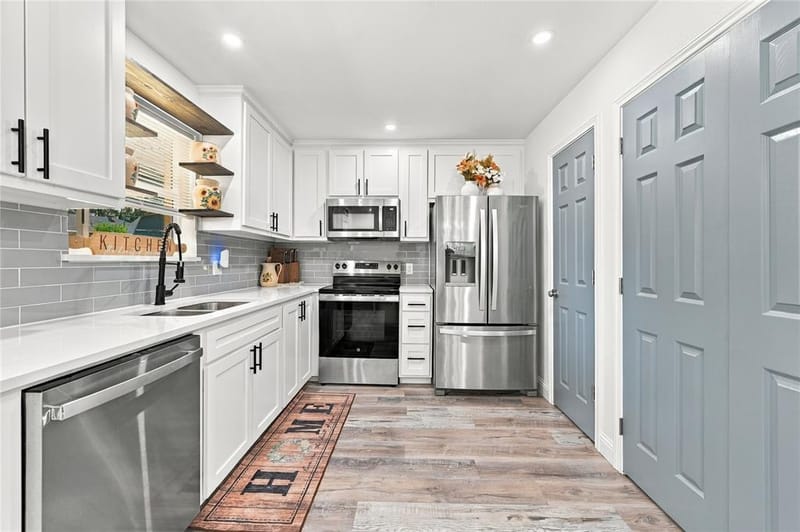 900 N Grand Avenue, Waxahachie TX 75165 - Photo 8