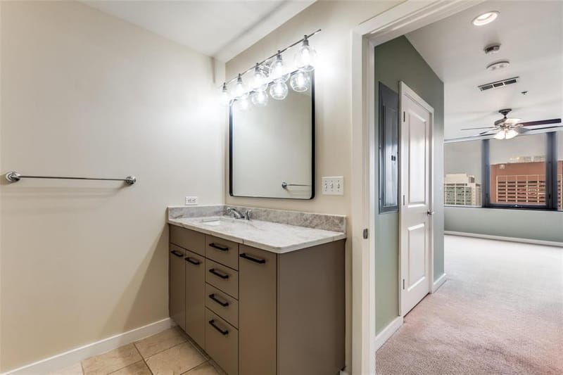 1200 Main Street # 804, Dallas TX 75202 - Photo 12