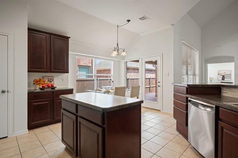 7209 Royal Glen Trail, McKinney TX 75072 - Photo 11
