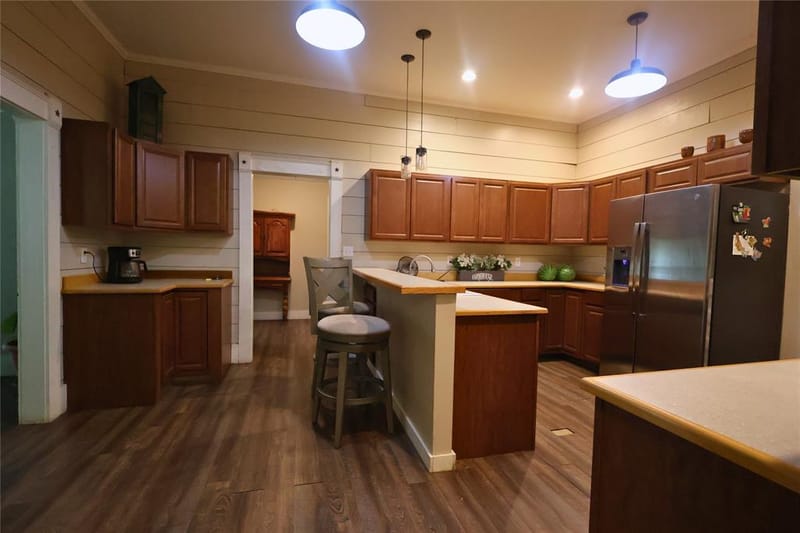 210 Hopkins, Alba TX 75410 - Photo 5
