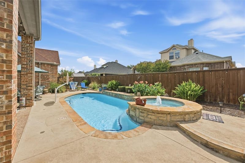 4214 Calloway Drive, Mansfield TX 76063 - Photo 32
